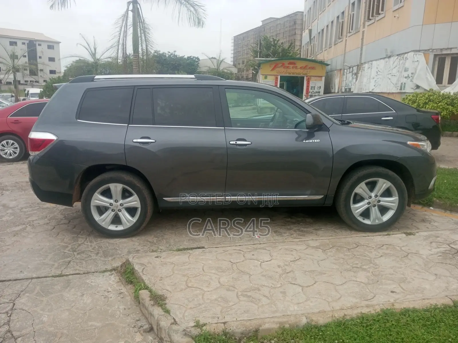 Toyota Highlander 2010 Gray