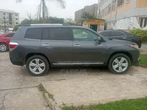 Toyota Highlander 2010 Gray