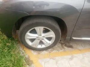 Toyota Highlander 2010 Gray