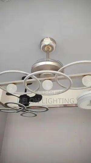 Deluxe Fan Light