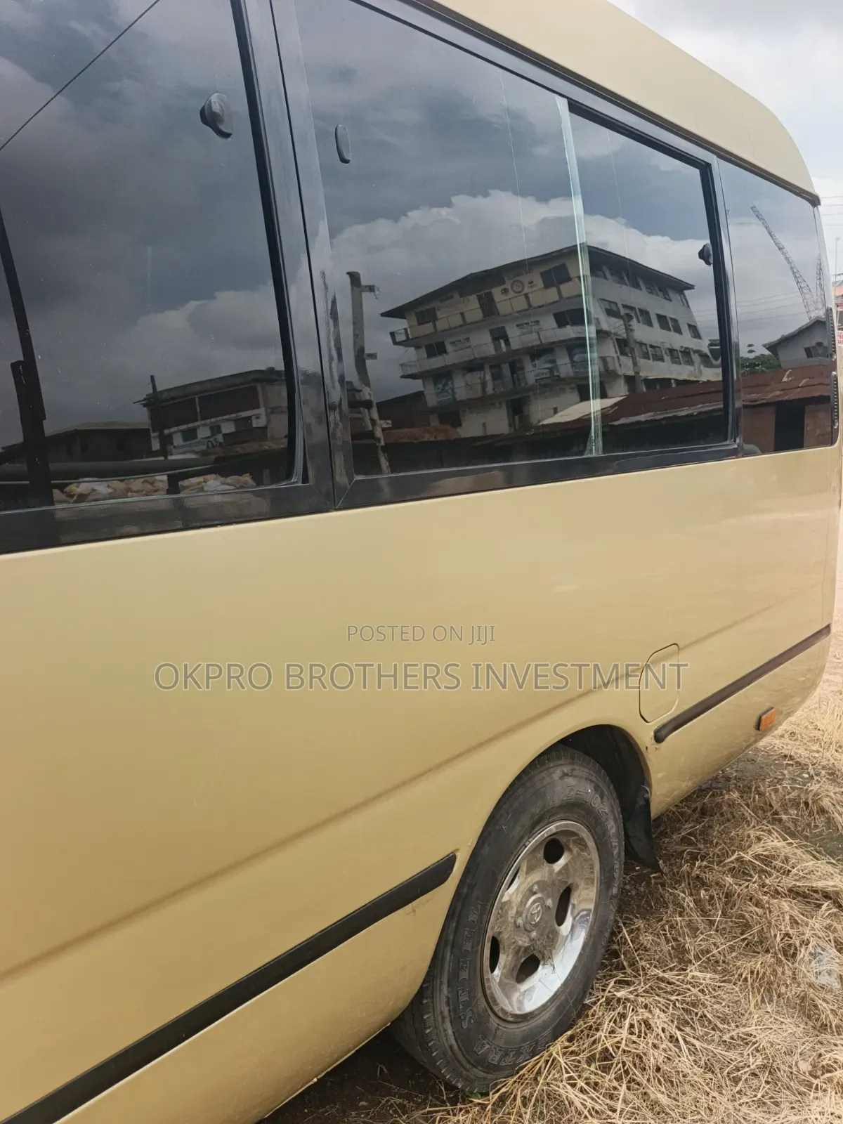 Toyota Coaster 2017 Gold