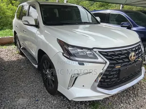 Lexus LX 570 (5 seats) AWD 2021 White