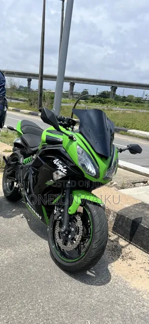 Kawasaki Ninja 650 2017 Green