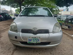 Toyota Yaris 2004 Silver