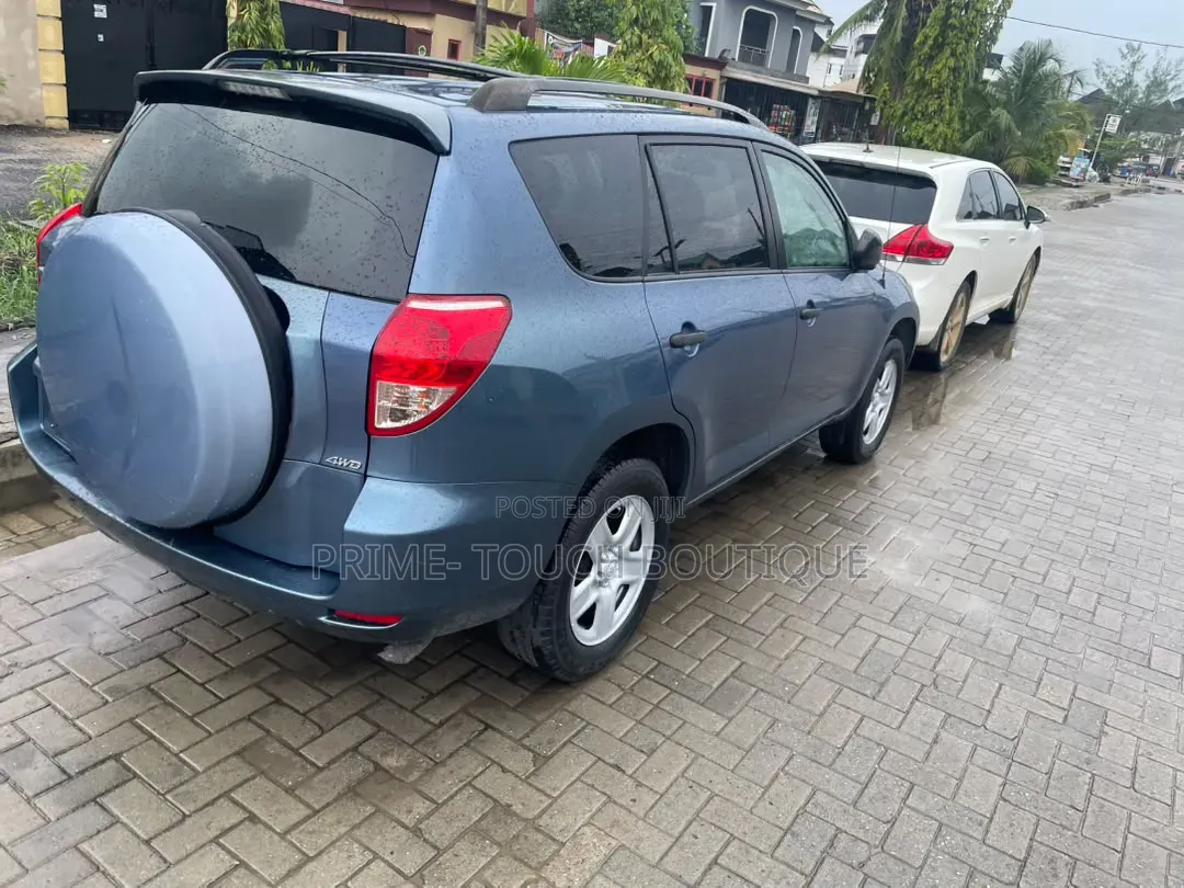 Toyota RAV4 2008 Blue