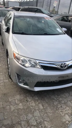 Toyota Camry 2013 Silver