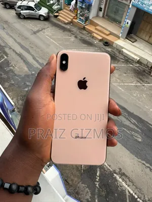 Apple iPhone XS Max 64 GB Gold