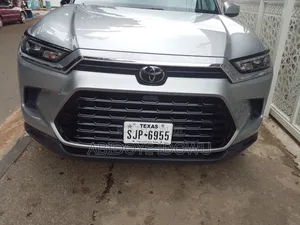 Toyota Highlander 2024 Silver