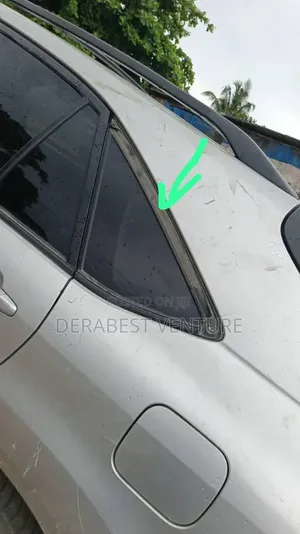Vent Chrome Lexus Rx330