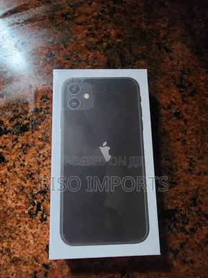 New Apple iPhone 11 128 GB Black