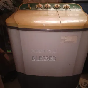 Twin Tub Washing Machine