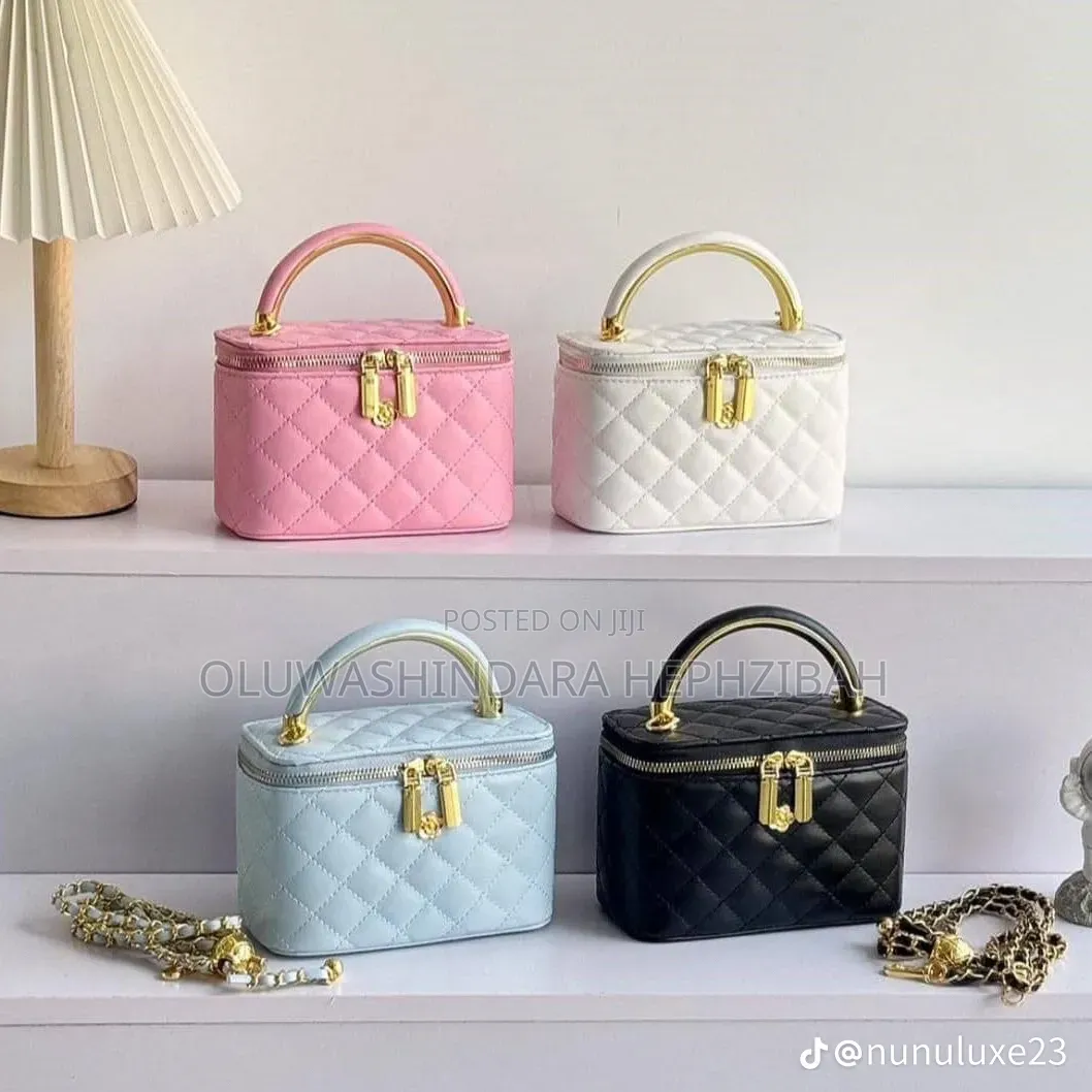 Bag+Size/Type+Colour +Style in First 40 Chars