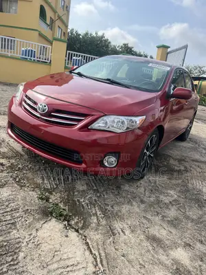 Toyota Corolla LE 4dr Sedan (1.8L 4cyl 4A) 2013 Red