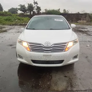 Toyota Venza XLE 2011 White