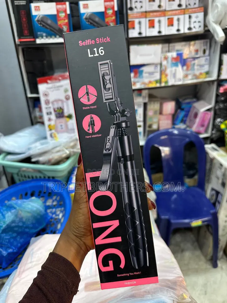 L16 Selfie Stick