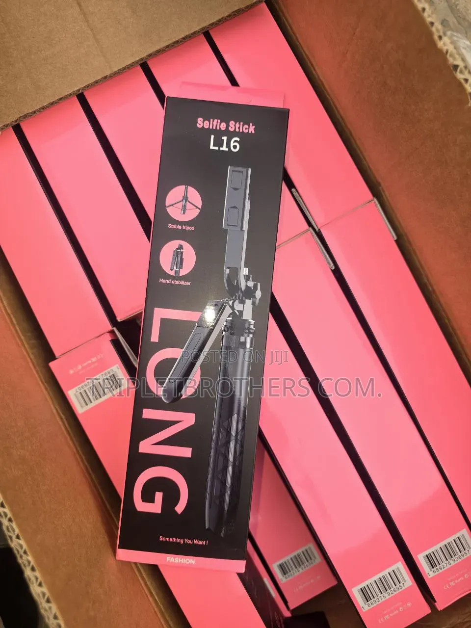 L16 Selfie Stick