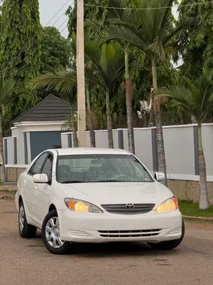 Toyota Camry 2005 White