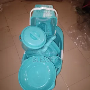 Complete Plastic Baby Bath Set