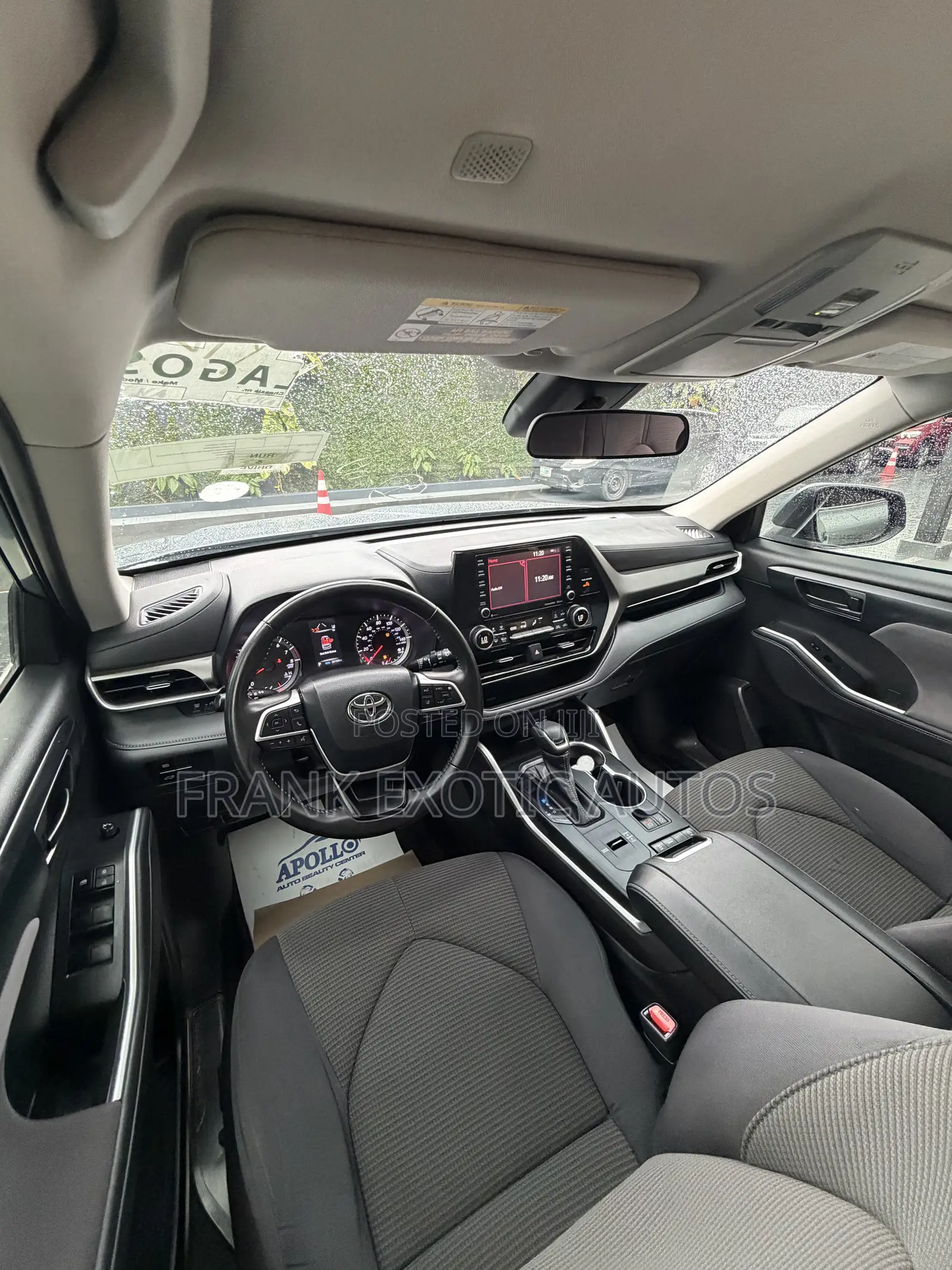 Toyota Highlander LE 2022 Blue