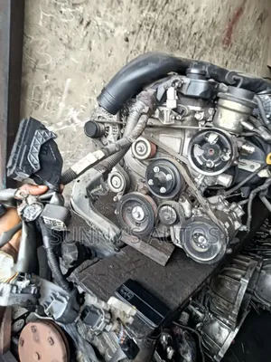 Toyota Hiace Bus 2017 Engine.