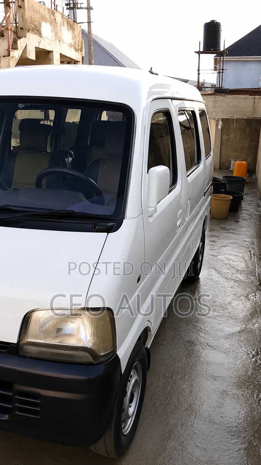 Suzuki APV Minibus 2010 White