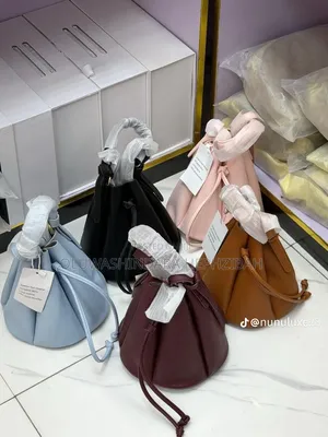 Bag+Size/Type+Colour +Style in First 40 Chars