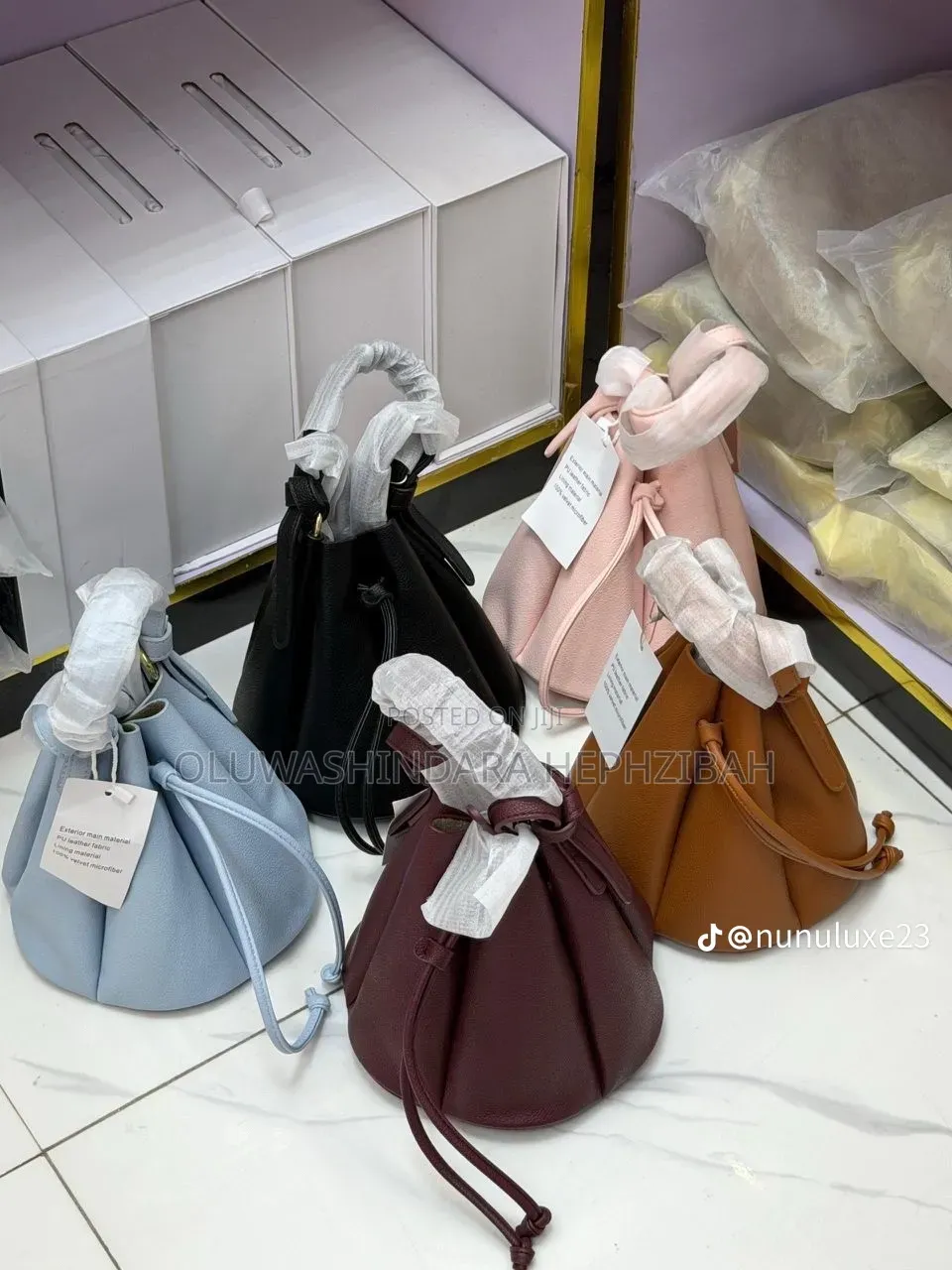 Bag+Size/Type+Colour +Style in First 40 Chars
