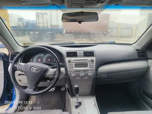 Toyota Camry SE 4dr Sedan (2.5L 4cyl 6A) 2011 Blue