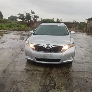 Toyota Venza XLE 2012 Silver