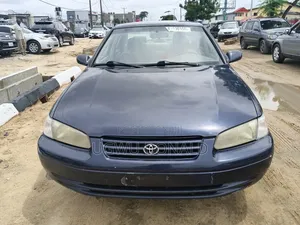 Toyota Camry 2000
