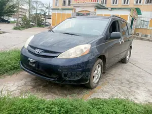 Toyota Sienna 2006 Blue