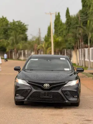 Toyota Camry 2018 Black