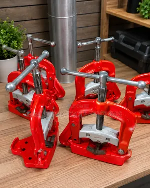 Ridgid Bench Yoke Vise 1/8-21⁄2