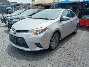 Toyota Corolla 2015 Silver
