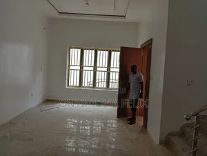 4bdrm Townhouse / Terrace in Trance Life Camp for rent