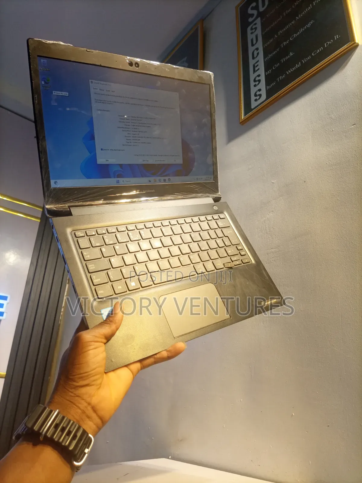 Laptop 4GB Intel Celeron SSD 128GB