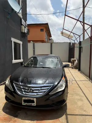 Hyundai Sonata 2012 Black