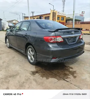 Toyota Corolla 2012 Gray