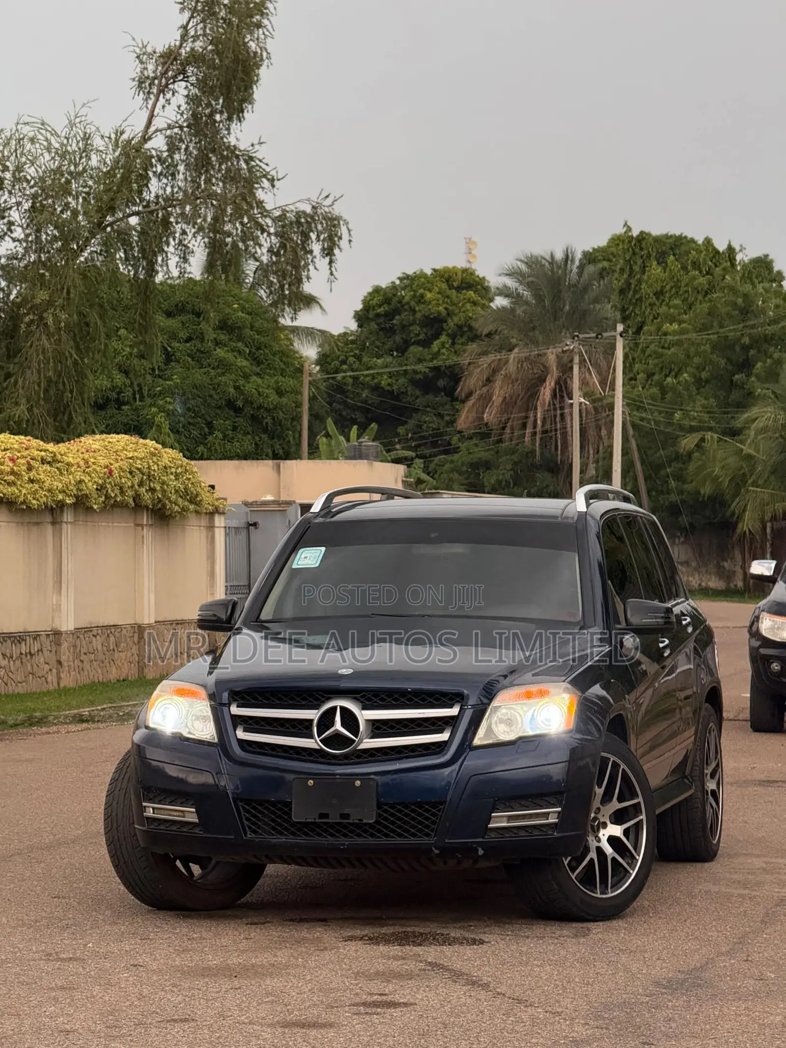 Mercedes-Benz GLK-Class 2011 Black