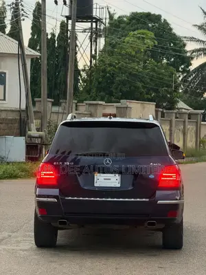 Mercedes-Benz GLK-Class 2011 Black
