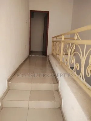 3bdrm Duplex in Ajao Estate for rent