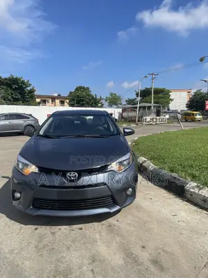 Toyota Corolla LE 4dr Sedan (1.8L 4cyl CVT) 2016 Gray