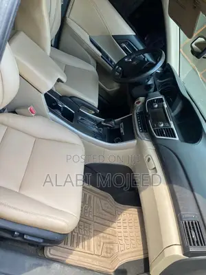 Honda Accord EX-L V-6 4dr Sedan (3.5L 6cyl 6A) 2014 Gold