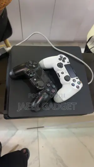 Clean Ps4 Slim