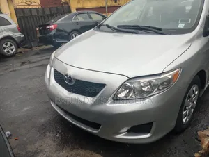 Toyota Corolla 2009 Silver