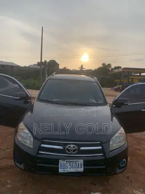 Toyota RAV4 V6 2009 Black
