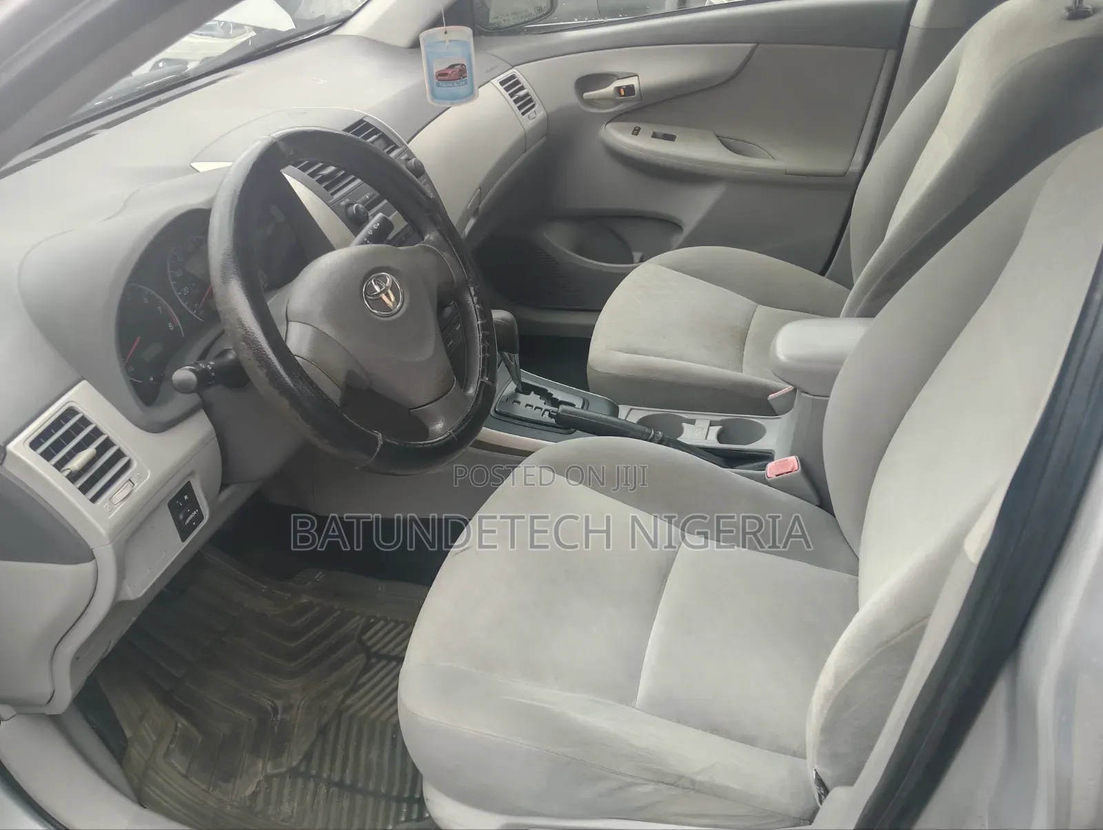 Toyota Corolla 2009 Silver