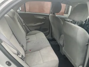 Toyota Corolla 2009 Silver