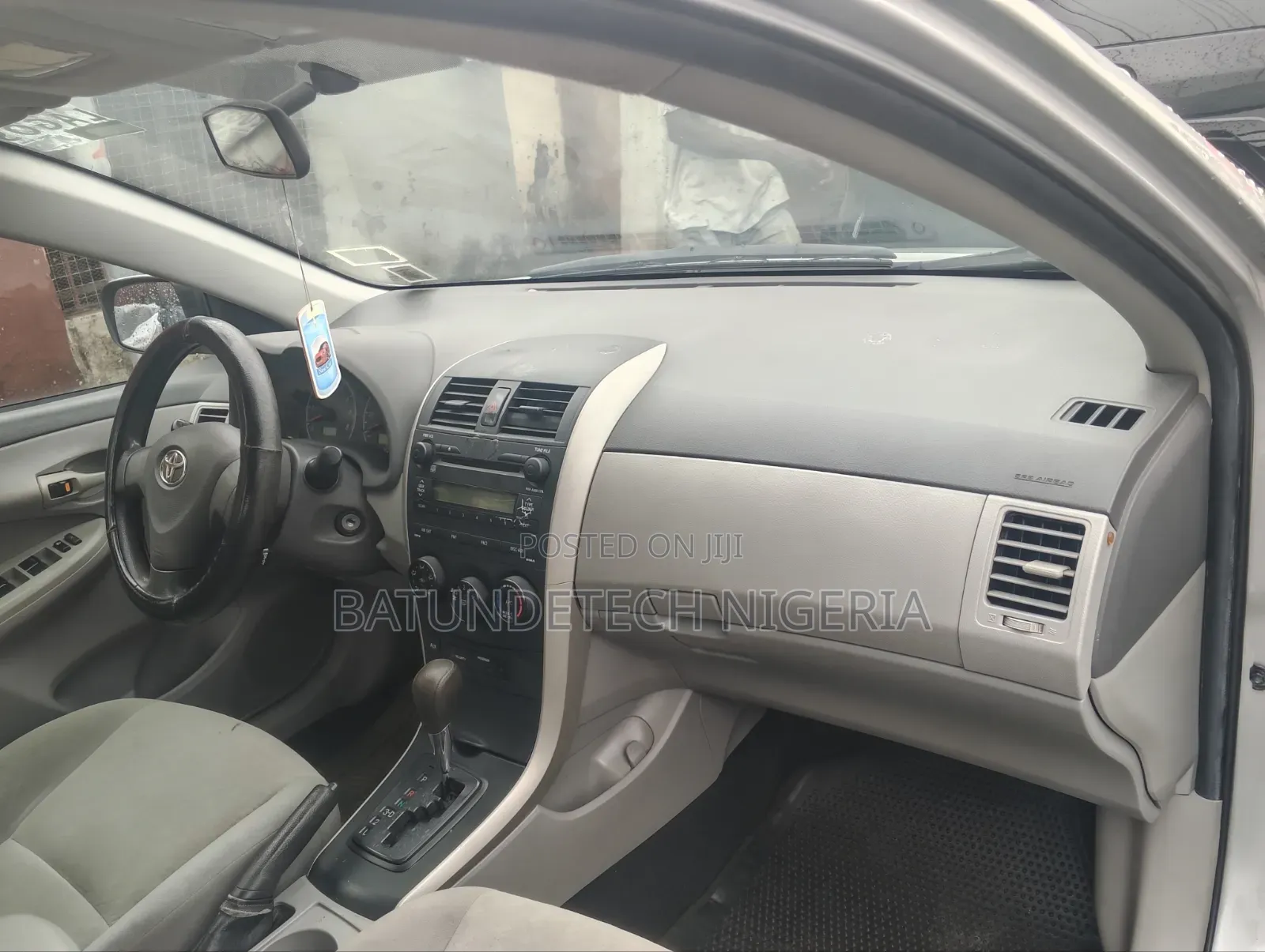 Toyota Corolla 2009 Silver