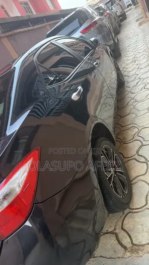 Toyota Corolla LE 4dr Sedan (1.8L 4cyl CVT) 2014 Black